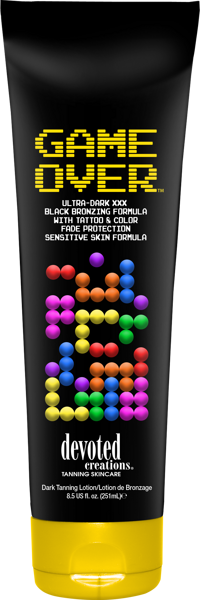 Devoted Creations Game Over iedeguma veicinātājs ar DHA bronzeriem, ar tetovējumu un krāsu izbalēšanas aizsargājošu formulu jutīgai ādai